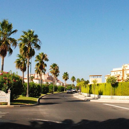 Villa Gaudi Олива Экстерьер фото